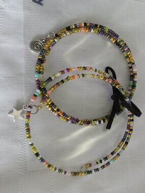 Y - Handmade memory wire bracelets set with beads and pendants